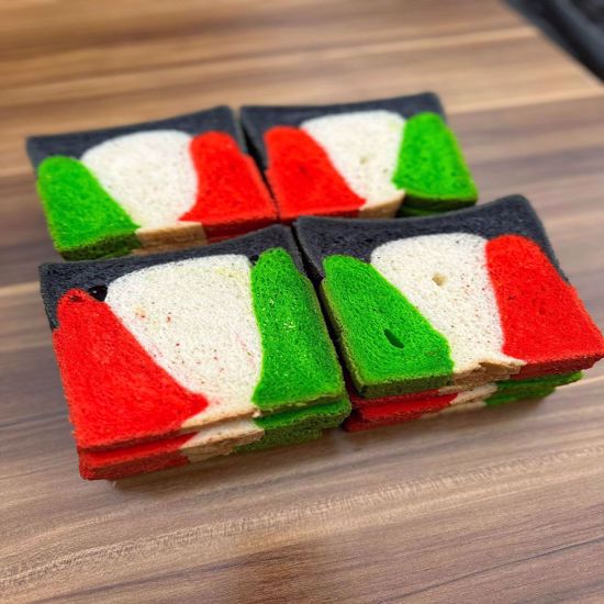 Picture of Jumbo Toast Kuwait flag